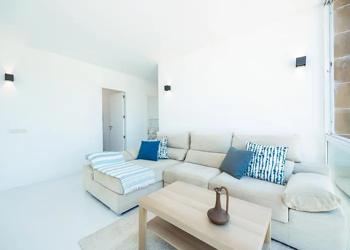 La Plaza 아파트 포엔샤 항구