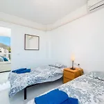 Apartment La Plaza